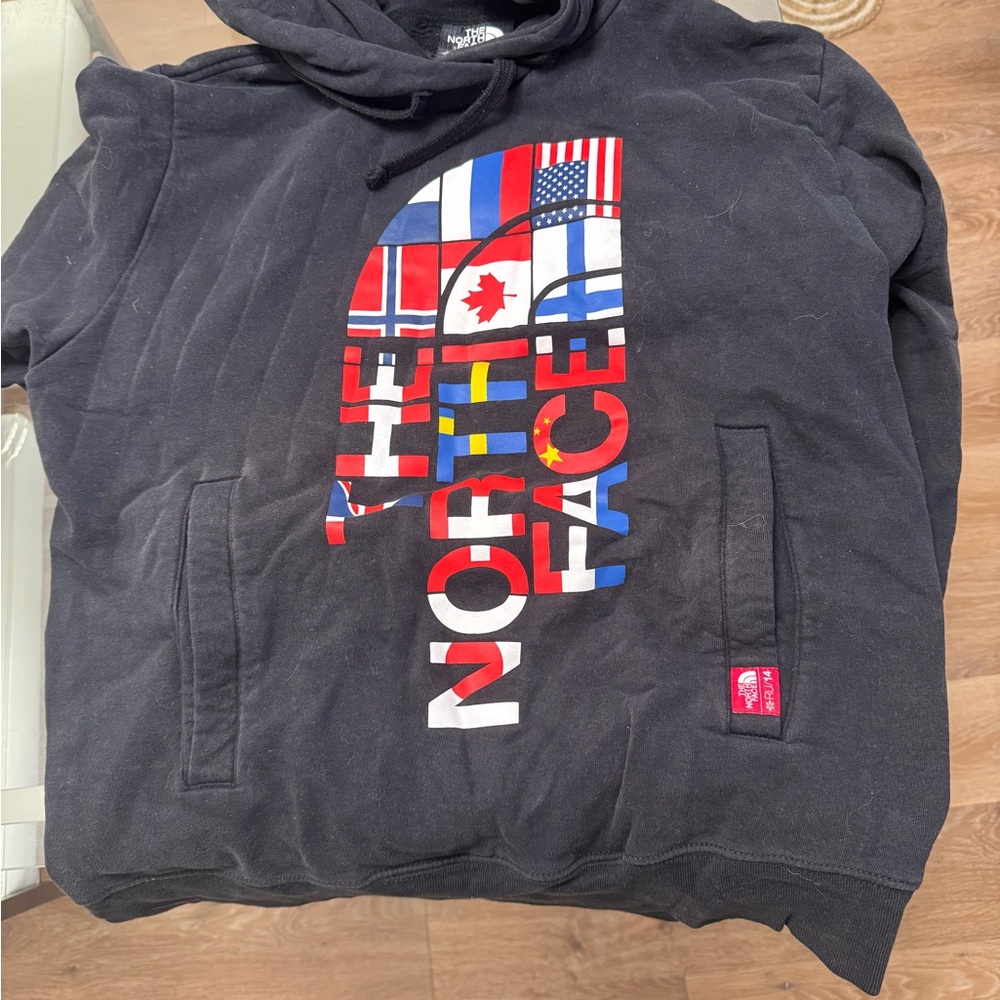 The North Face Black Pullover
